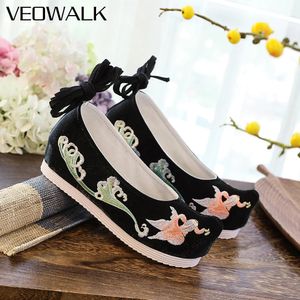 Veowalk feminino cetim algodão tornozelo cinta escondida sapatos plataforma vintage estilo chinês bordado confortável hanfu preto vermelho 240307