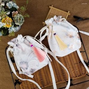 Torby wieczorowe Antite Hanfu Crossbody Bag na płótnie haftowany pakiet kwiatowy