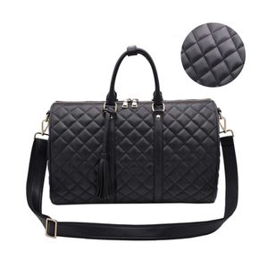High Quality Custom Design Quilted Vegan Leather Luggage Large Capacity Outdoor Travel Bags