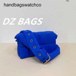 Bottegvenetas Cassettes Bags Crossbody Bag Net Red Sponge Woven Pillow Womens One Shoulder Crossbody Down Autumn and Winter 2024 New Fashion Have Logo