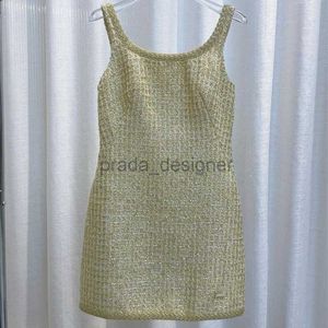Designer Women's Basic Casual Dresses 24ss Early Spring New MIUI Elegant and Stylish Slim Fit Gold Thread Woven Soft Flower Flare Slim Dress