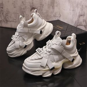 Designer English wedding Party Shoes Fashion Luxury lace-up sports Casual sneakers Light round head thick sole Business Casual walking Dad shoes