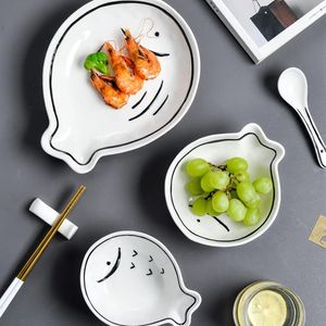 2024 Neuheit Japaner Stil Keramik Teardrop -Teller Gerichte Sets Fruchtgeschirr kreatives Design süßes Cartoon Lucky Cat Fischmuster für für