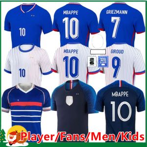 Francuski klub pełne zestawy 2024 Benzema piłka nożna 24 25 Giroud Mbappe Griezmann Saliba Pavard Kante Maillot de Foot Equipe Maillots Men Key / Kids Kit Kit