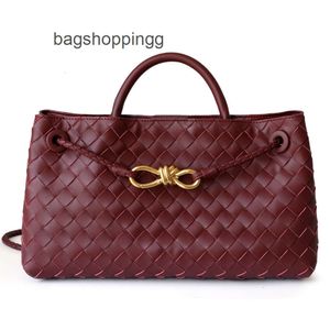 Totes Tote Layer Leather Designer Bags Venetas Andiamo Womens High Top Botteega Cowhide One New Bag Metal Rope Woven Buckle Shoulder Handbag 29cm Q3F4