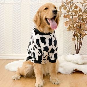 1pc Cow Graphic Pet Fleece Crew Neck Sweater para roupas quentes de outono e de inverno