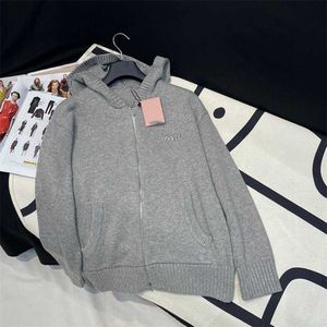 Women's Knits & Tees Designer 24 Early Spring New Old Money Casual Hooded Zipper Design for Slim and Versatile Cardigan Sweater XAX7