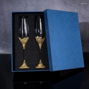 Vinglasglasögon bröllopsmetallbas med kristallstenar Fashion Champagne Flute Set For Couples Engagement House Warming Gift