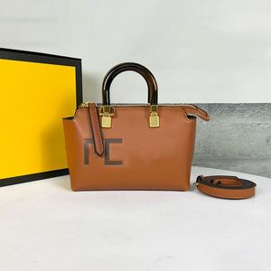 Klassische braune Mini-Tasche, hochwertige Damen-Umhängetasche von ByTheWav, Handtasche, luxuriöse Designer-Tasche, Herren-Umhängetasche aus Leder mit Kissen und Hawksbill-Griff-Geldbörse