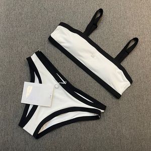 Tasarımcı Bikini Yaz Plajı Sunshine Womens Mayo Seti Burun Seksi Açık Kayış Şekli Mayo İki Parçalı Bikinis 258 419