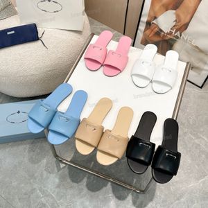 5A Slipper Designer Luxury Woman Sandal Slipper Soft Leather Fluffy Slipper Flat Sandals Travel Beach Triangle Slipers Women Sandal Storlek 35-41