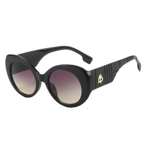 Designer Sunglasses Strict selection of personalized gradient sunglasses, high-end classic TB shaped large face slimming sunglasses QERK