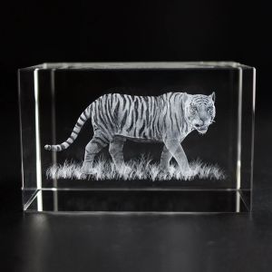 Skulpturer 3D lasergraverad kub k9 kristall tiger bild skulptur vit diy souvenir hantverk