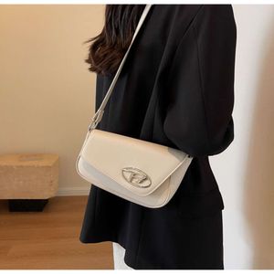 I designer di borse di moda vendono borse unisex da marchi popolari con una borsa da donna sconto del 50% texture di nuovo stile a spalla quadrata