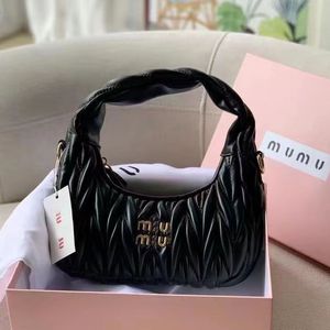 Espelho de qualidade designer feminino miui bolsas noturnas vagam matelasse