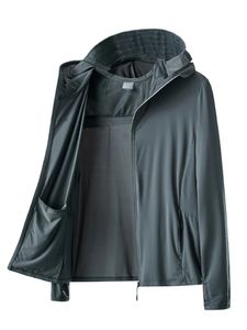 Summer UPF 50 UV Proof Men Płaszcze Skóry Płaszcze z kapturem Słońca Oddychająca chłodna cienka wiatraka Plus Size Casual Jackets 8xl 240314