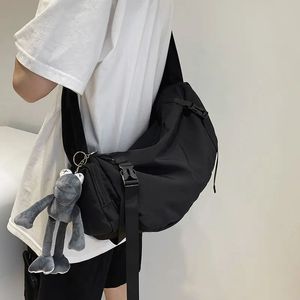 Japansk funktionell nylon Slingpåse neutral stor kapacitet axelhandväskor crossbody väskor kvinnlig för kvinnor tjej messenger tas 240309