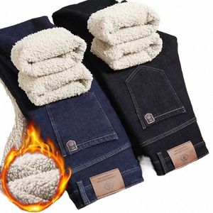 Zimowe ciepłe dżinsy z polaru Mężczyźni 2023 proste odcinki grube zwykłe termiczne spodnie dżinsowe męskie busin prace spodni Nowi mężczyźni odzież 39t4#