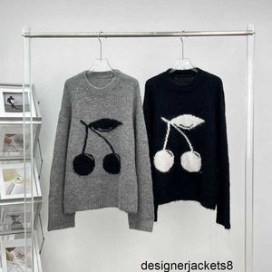 Designer Versão correta ~ Maheimao Sweater Niche Designer Knit Sweater Sweater Autonwinter Cherry Jacquard Round Neck CXC7