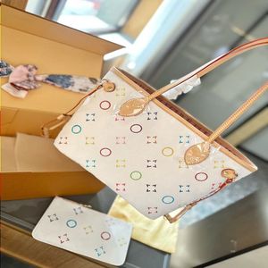 24ss Designer di lusso da donna colorato in pelle floreale borsetta per spalle per borsetta da donna Borsa per spalle con la borsa con cerniera IJTC