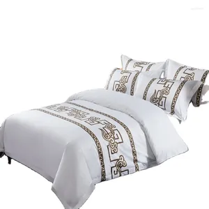 Bedding Sets Wholesale El Linen 250TC White Duvet Cover Fitted Bed Sheet Set 3cm Stripe Cotton