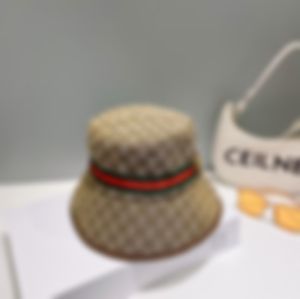 Designer cappelli a secchiello cappelli designer donna Cotone Berretti unisex giovane ampio berretto casquette salato Berretti di protezione solare da viaggio Casquette Full Letter Sunbonnet