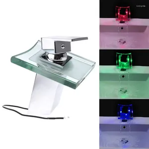 Banyo lavabo muslukları rgb pille çalışan LED banyo musluğu LD8006-003B