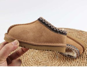 Stivali per bambini Pantofole Tasman II per bambini Stivali per bambini Tazz Ciabatte in pelliccia di castagno Pelle di pecora Shearling Ultra Boy Girls Mini stivali invernali Slip-on con semi di senape ragazze