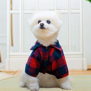 1PCシャツ、ペットの格子縞の服、Tシャツ、ボトムシャツの犬と猫、愛らしい着用、ペット用のスタイリッシュな居心地の良いスプリングスマーの服