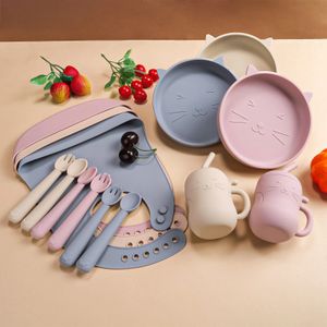 5st Baby Feeding Set Silicone Feeding Set Shallow Tray Baby Silicone Table Seary With Sug Baby Sippy Cup Soft Spoon Fork Bib 240322