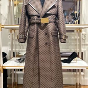 Trench da donna di design da donna Giacca a vento Giacca da lettere Bal classico Cappotto con cintura allentata Trench lungo casual femminile