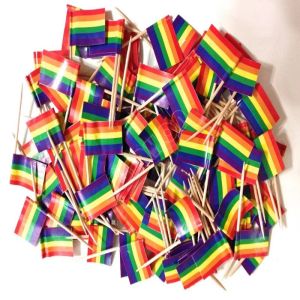 Aksesuarlar Ücretsiz Nakliye 300 PCS Gökkuşağı Bayrağı Kürdan Bayrak Lezbiyen Gay Pride LGBT bayrak afişi renkli gökkuşağı bayrağı yemek