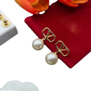Mode Pearl Designer Gold Plated Sier örhängen Kvinnor Bröllop örhängen smycken