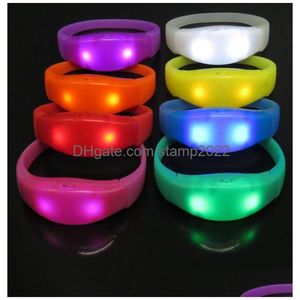 Favore del partito Attivazione vocale Bracciale lampeggiante a led Agitare Controllo del suono Accendere il braccialetto Bracciale per bomboniere Rave Natale Halloween Dhqge