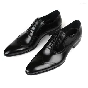 Scarpe casual da uomo stile britannico business cuspide testa frenulo in vera pelle matrimonio bianco