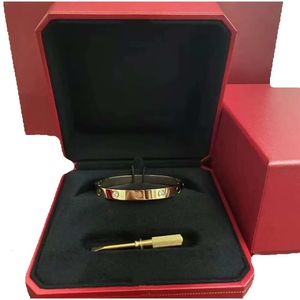 Klassisk designer armband mode unisex manschett armband 316l rostfritt stål pläterat guld smycken valentins dag gåva