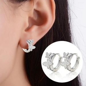 Hoopörhängen Dainty Butterfly Elegant med Zirconia Rhinestones Minimalistisk stil Fashionabla för kvinnor