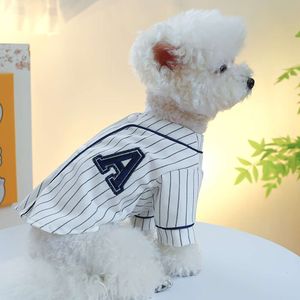 Halten Sie Ihren Hund in diesem Winter gemütlich und stilvoll mit einem 1 -pc -Streifen -Baseballhemd