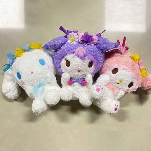 Commercio all'ingrosso Anime Cartoon Peluche Animali di peluche morbidi Giocattoli Bambola Kawayi Kuromi Melody Cinnamoroll Cuscino per bambini Regalo di compleanno Decorazione della stanza Premi macchina per artigli