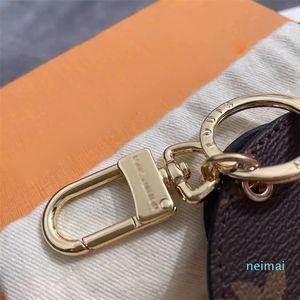 Key Chain Buckle Lovers Car Keychain Handmade Leather Designers Brand Letter Print Flower Keychains Men Women Bag Pendant Accessories Gifts