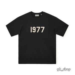 Erkekler için Gömlekler Tasarımcı EssentialSweathirts Tasarımcı T Shirt Erkek Kadınlar En Kalite Tees High Street Hip Hop Görünümü Polo Gömlek Tees T-Shirt 4946