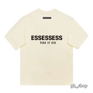 Erkekler için Gömlekler Tasarımcı EssentialSweathirts Tasarımcı T Shirt Erkek Kadınlar En Kalite Tees High Street Hip Hop Görünümü Polo Gömlek Tees T-Shirt 6697