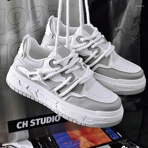 Scarpe casual 2024 Uomo Low Top suola spessa Pane Uomo Sneakers di lusso Uomo Skateboard Street Dance Shoe Cross-tied