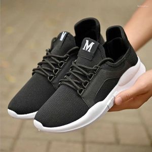 Casual Schuhe Großhandel Schwarz Turnschuhe Männer Laufschuhe Weiche Mesh Schuhe Unisex Licht Sport Frauen Zapatos De Mujer Plus