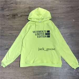 Vetements高品質のパーカーvtm Vetements Men Only Men Exting Letter Print Pullover Gym Vetements Heavy Fabric Hoodie Vetements Letter Print Print Phoodie 855