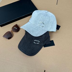 Tasarımcılar Erkek Beyzbol Kapakları Marka Tiger Head Hats Çift Mektup İşlemeli Kemik Erkekler Kadınlar Casquette Sun Hat Gorras Sports