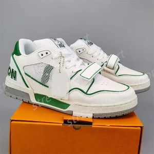 2024 Moda Clássico Luxo Mens Mulheres Sapatos Casuais Amantes Branco Treinador Designer Sapatilhas Impressão Low-Top Verde Vermelho Preto Branco Respirável Running 36-45 P37