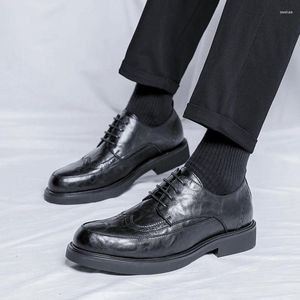Sıradan Ayakkabı Siyah Erkek Takım Parti Erkek Elbisesi 2024 İtalyan Deri Zapatos Hombre Resmi Ofis Sapato Sosyal Maskulino