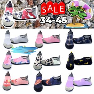 Sapato atlético GAI Sandália Homens e Mulheres Wading Shoes Descalços Natação Esporte Sapato de Água Praias Ao Ar Livre andal Casal Creek Sapato tamanho EUR 35-46