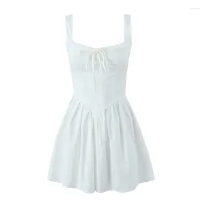 Vestidos casuais yenkye sexy sem costas sem mangas verão vestido branco para mulheres 2024 pescoço quadrado cintura baixa elegante festa mini algodão robe